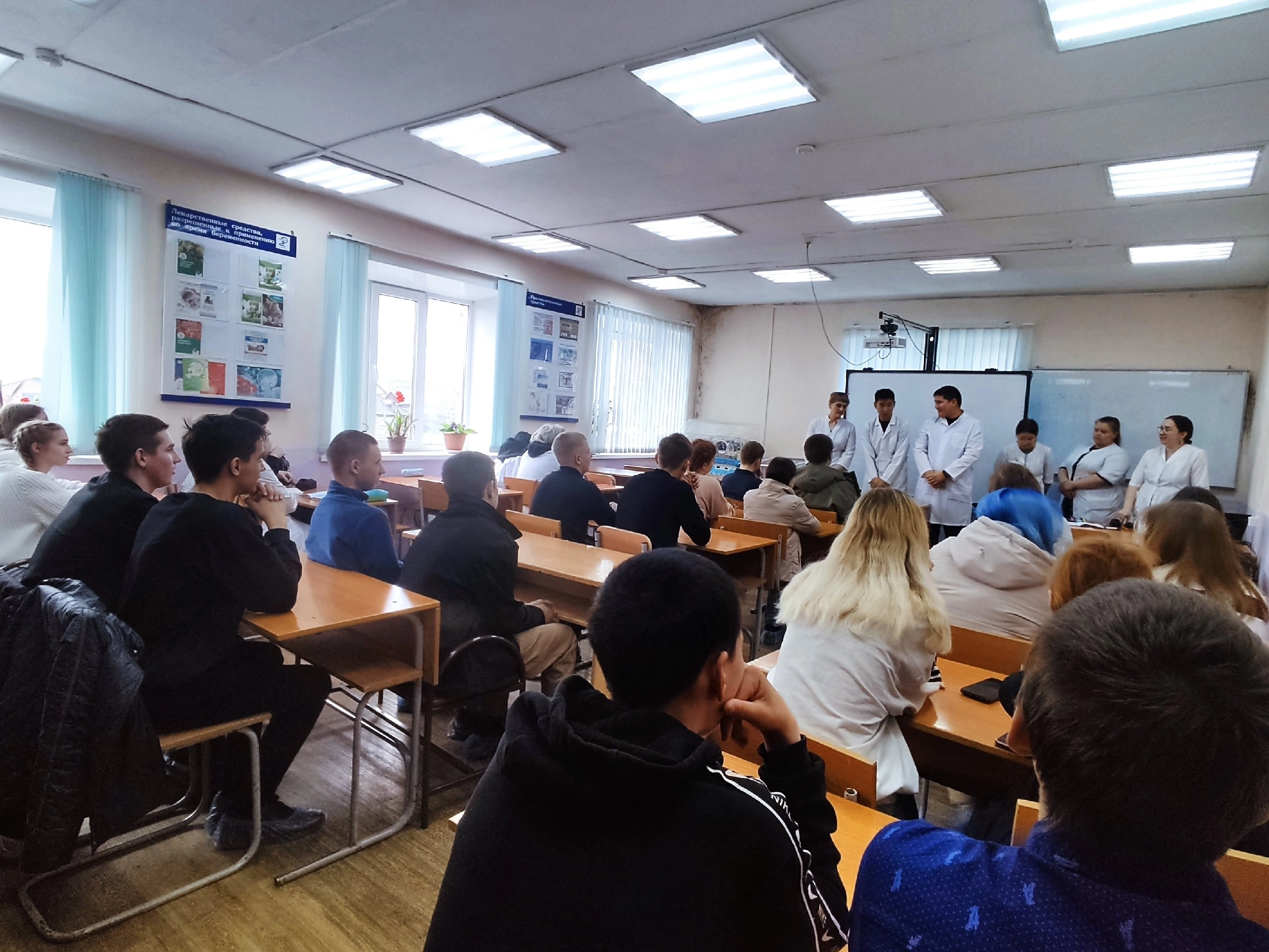 Профориентационная экскурсия в мед.училище г. Нижнеудинск.