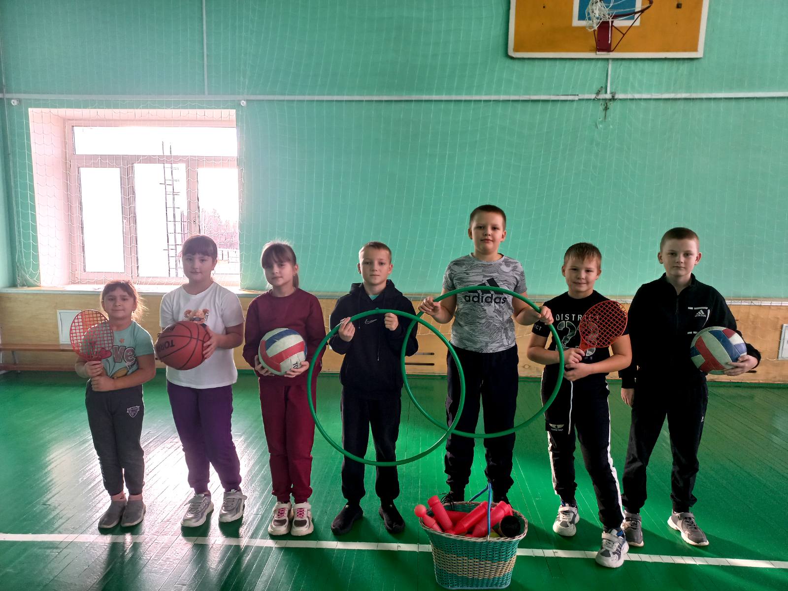 Спортивно-конкурсная игра «Спорт-это здорово!».