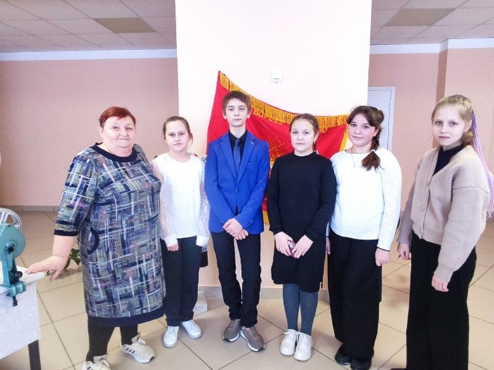 Школьный уголок «Хранители истории».